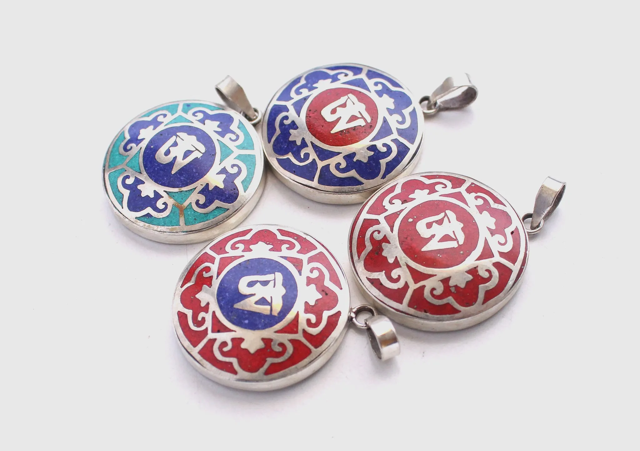 Tibetan Om Mandala White Metal Pendant