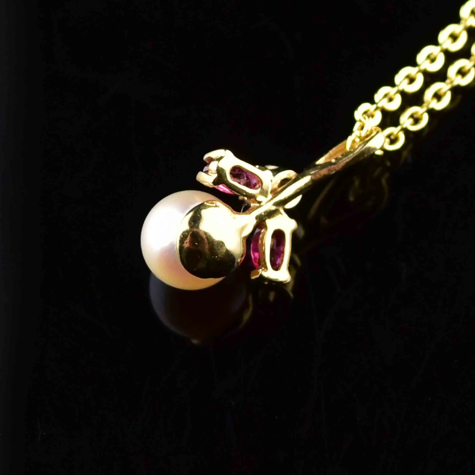 Vintage 14K Gold Pearl Ruby Diamond Pendant Necklace